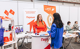 За работой – на ярмарку! Около 200 вакансий предложили хантымансийцам