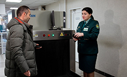 Запрет на административное выдворение иностранцев, служивших в ВС РФ