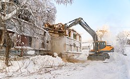 В 2025 г. в Ханты-Мансийске расселено 287 семей из 32 аварийных домов