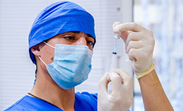 Эксперты ответили на вопросы югорчан о вакцинации против гриппа