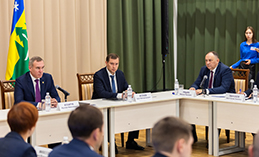 Руслан Кухарук провёл рабочие встречи в Ханты-Мансийске