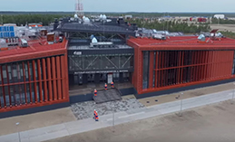 В Югре начал функционировать первый в России вахтовый комплекс