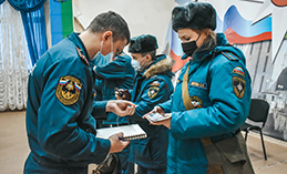 Хантымансийские пожарные проверяют боевую готовность