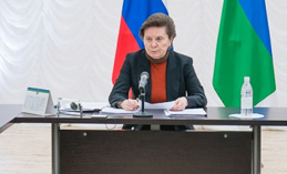  Наталья Комарова перевела службы округа на круглосуточный режим работы