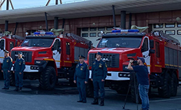 Пожарным Ханты-Мансийска передали новую автоцистерну
