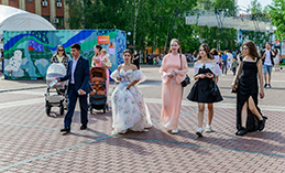 Прекрасной юности пора. Хантымансийцы отпраздновали День молодёжи
