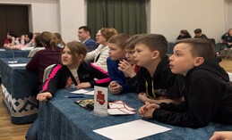 В культурно-досуговом центре «Октябрь» прошел «Нешкольный квиз. Каникулы»