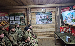 Бойцы СВО с помощью телемоста увидели своих родных из Югры