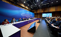 Югра системно решает вопросы миграционной политики