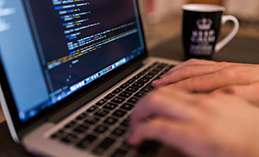 Дети Ханты-Мансийска предлагают внедрить ботов в инфраструктуру и делать новогодние композиции из вторсырья