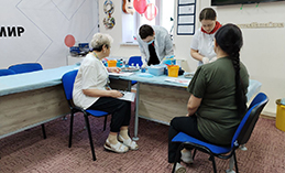 Врачи проверили здоровье волонтёров «СборХМ»