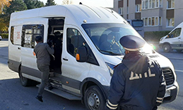 За отказ надеть маску в общественном транспорте пассажиру грозит штраф до 5 тыс. рублей