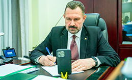 С жительницей Сургута, задавшей вопрос Президенту, провели личный приём