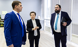 Достижения Югры в IT-сфере оценил глава Минцифры Максут Шадаев