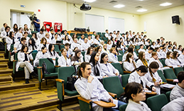 ХМГМА приглашает абитуриентов и их родителей на День открытых дверей