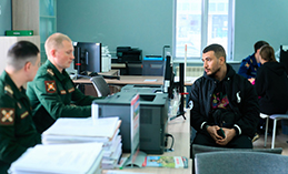 Египтянин подписал в Ханты-Мансийске контракт на воинскую службу