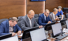 Обсудили строительство приюта для животных и площадки для выгула 