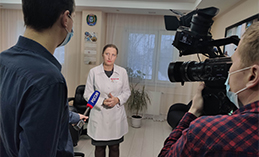 Врач: Чем больше вакцинированных от COVID-19, тем меньше заболевших