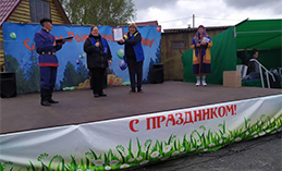 Единороссы приняли участие в экологическом празднике