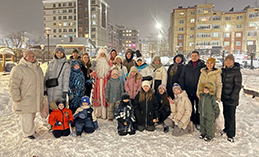 Повеселились на ура на празднике двора