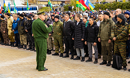 Мобилизованным работникам муниципальной сферы сохранят зарплату за месяц