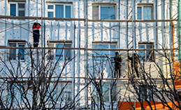 В Югре полностью выполнили капремонт в 358 многоквартирных домах