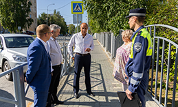 Скоро в школу. Команда Югры проверяет готовность к учебному году