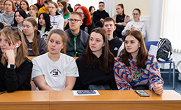 В столице Югры продолжается приём заявок на программу «Наставничество»