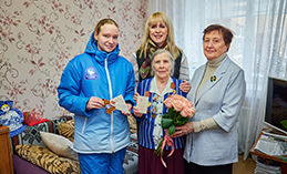 В преддверии 80-летия Победы продолжают чествовать ветеранов