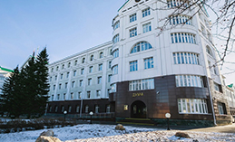Максим Ряшин поздравил депутатов с 30-летием думы Югры