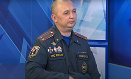 В гостях начальник отдела надзорной деятельности и профилактической работы по Ханты-Мансийску и району Денис Белозерцев
