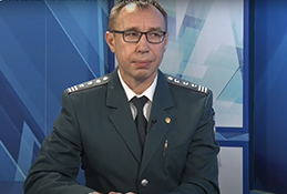 В студии начальник Межрайонной ИФНС России №1 по Югре Вадим Симонов