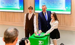 В столице ХМАО открыли новое здание Югорского физико-математического лицея