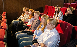 Юным хантымансийцам показали документальный фильм «Ваша дочь Лена»