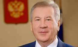 Борис Хохряков поздравляет югорчан с Днём Победы