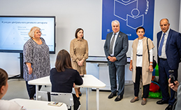 В основе – наказы избирателей. Павел Завальный посетил Ханты-Мансийск