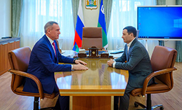 Руслан Кухарук поблагодарил Алексея Шипилова за работу