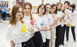 В Ханты-Мансийске продолжается городской конкурс «Волонтёр года – 2026»