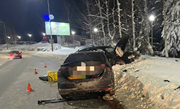 В Ханты-Мансийске начинающий водитель спровоцировал ДТП