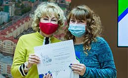В Ханты-Мансийске наградили общественных наблюдателей за выборами