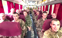 Двое бойцов-югорчан вернулись из украинского плена