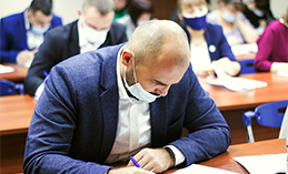 Лучшие в Югре специалисты по охране труда работают в Ханты-Мансийске