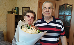 В родной семье и каша гуще. Золотая свадьба Николая и Ольги Зайцевых