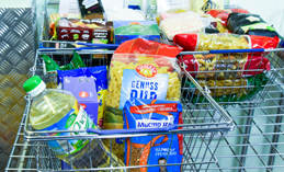 Больше 160 хантымансийских семей получили бесплатные продукты