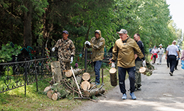 На Северном кладбище привели в порядок могилы ветеранов