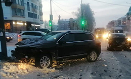 В Ханты-Мансийске в дорожной аварии пострадал мужчина