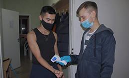 Волонтёры ЮГУ помогают студентам, которые находятся на самоизоляции