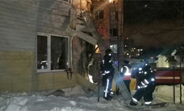 Пожар в жилом доме в Ханты-Мансийске обошёлся без пострадавших