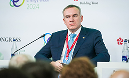 Руслан Кухарук принял участие в Российской энергетической неделе
