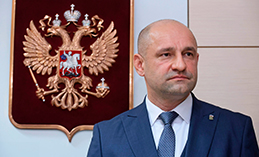 Артём Жога поздравил югорчан с Днём образования округа